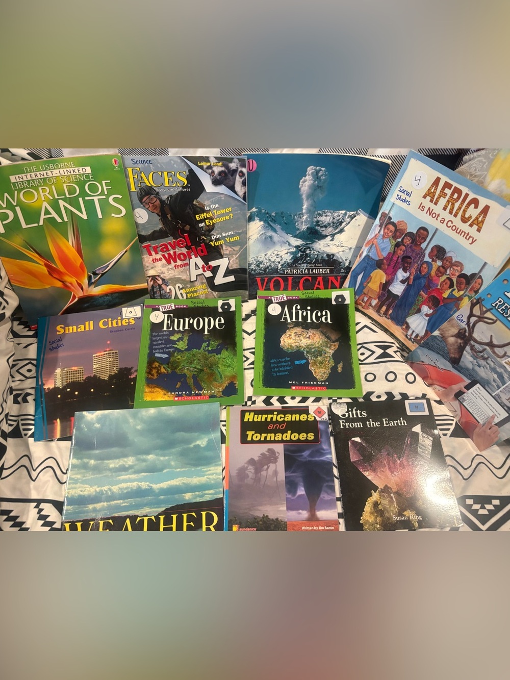Educational Kids Nonfiction Book Lot - 11 softcover social studies-science - Picture 2 of 2